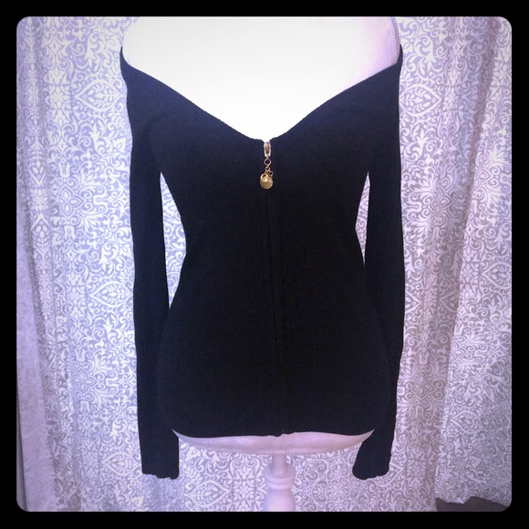 Guess Sweaters - Black off the shoulder Guess sweater